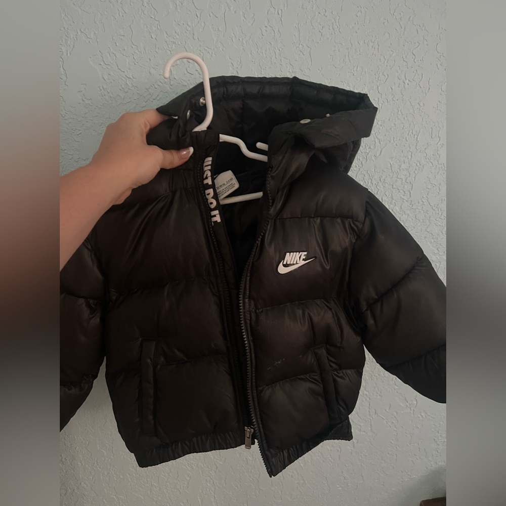 Nike Black Hooded Puffer Jacket